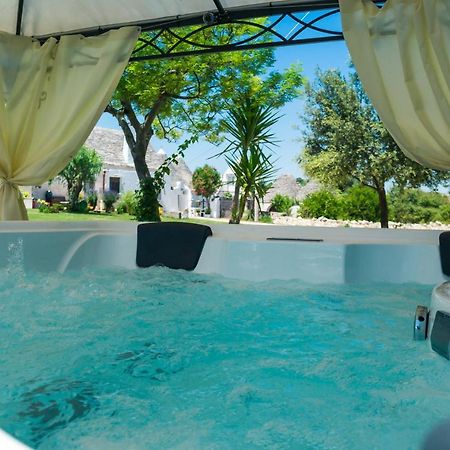 Trulli Donna Isabella Bed and Breakfast Locorotondo Exteriör bild