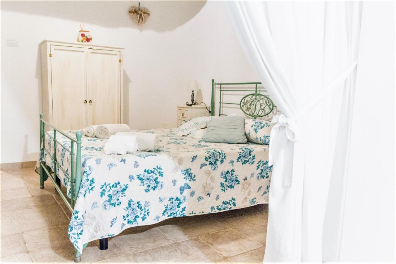 Trulli Donna Isabella Bed and Breakfast Locorotondo Exteriör bild