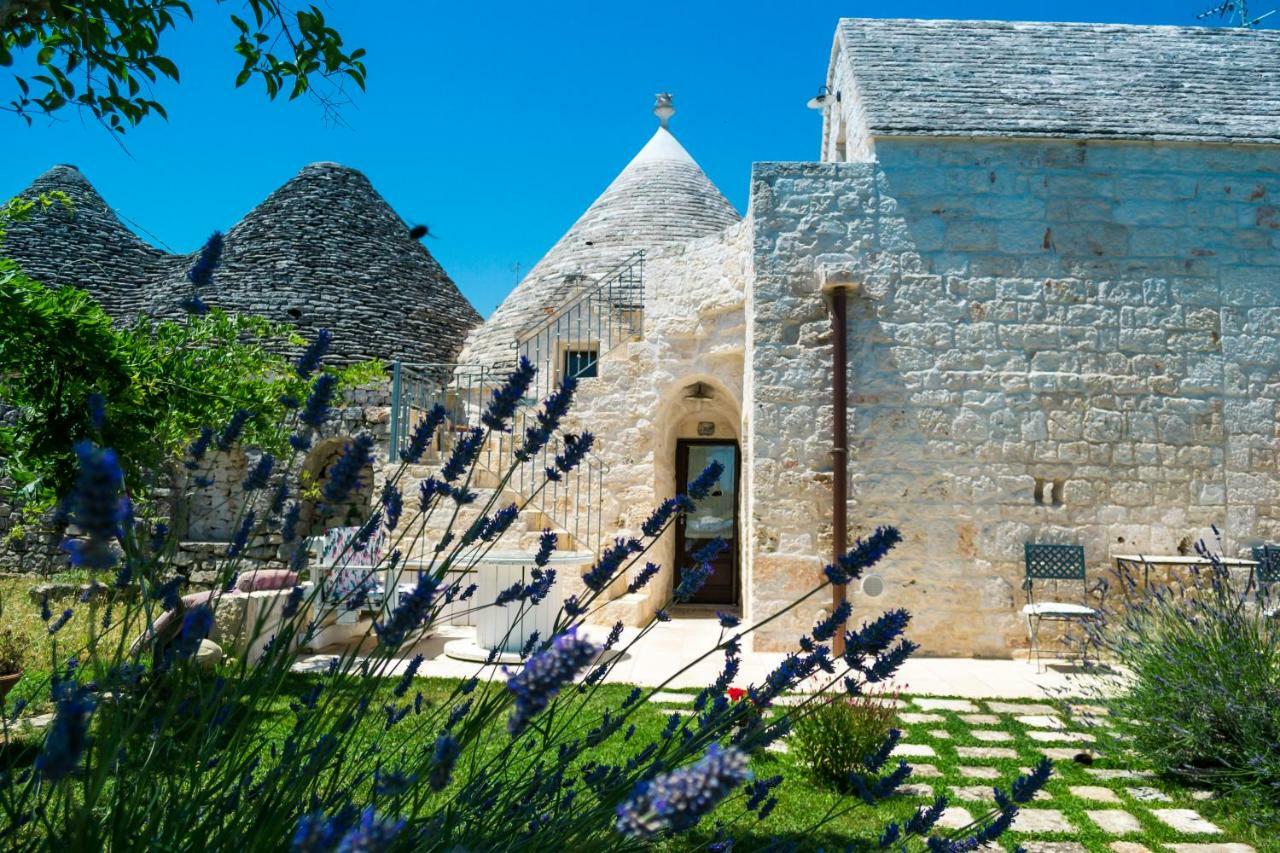 Trulli Donna Isabella Bed and Breakfast Locorotondo Exteriör bild