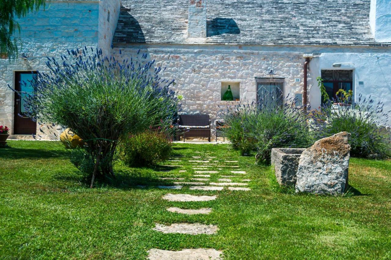 Trulli Donna Isabella Bed and Breakfast Locorotondo Exteriör bild